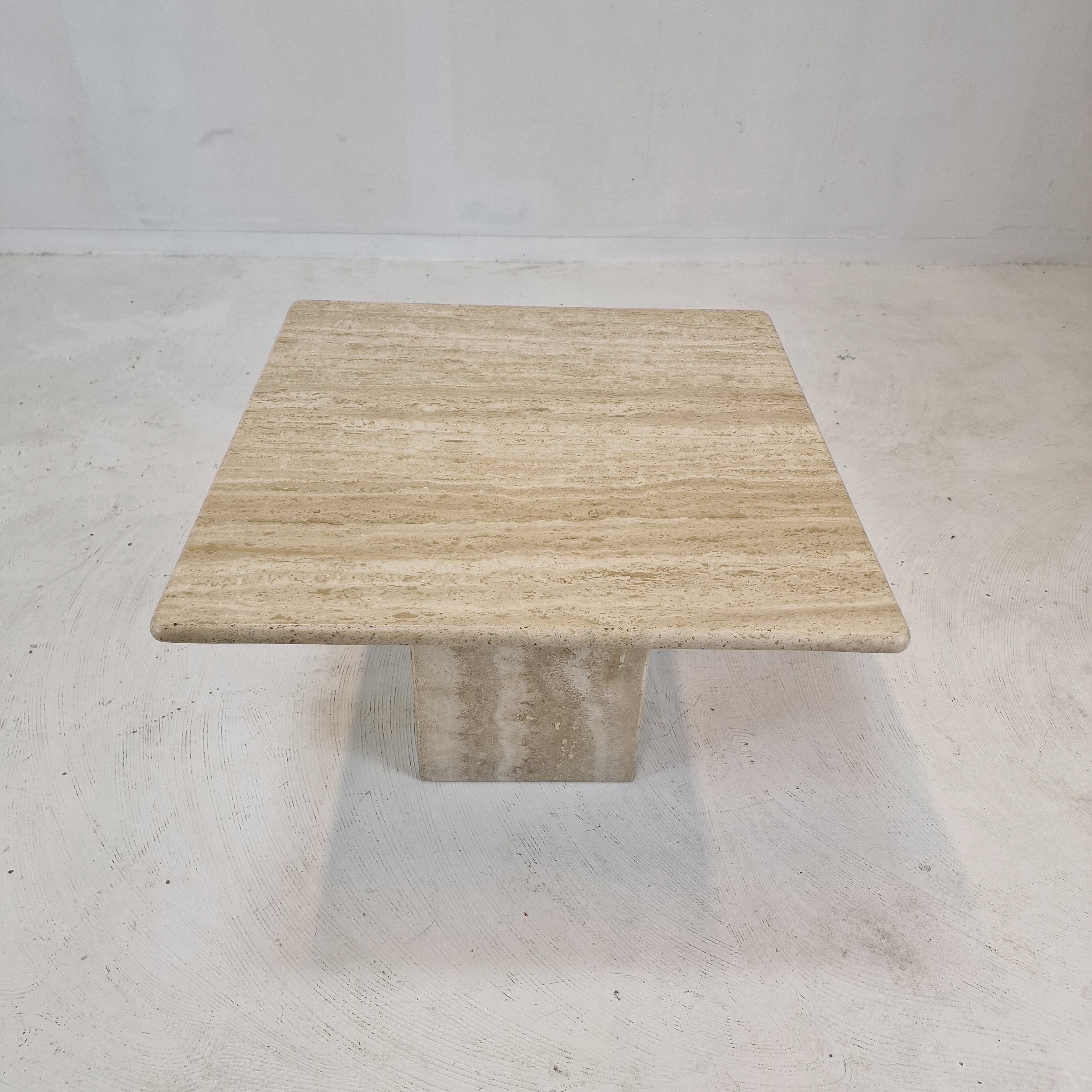 Table basse en travertin, années 1980