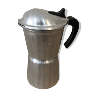 Cafetière en émail