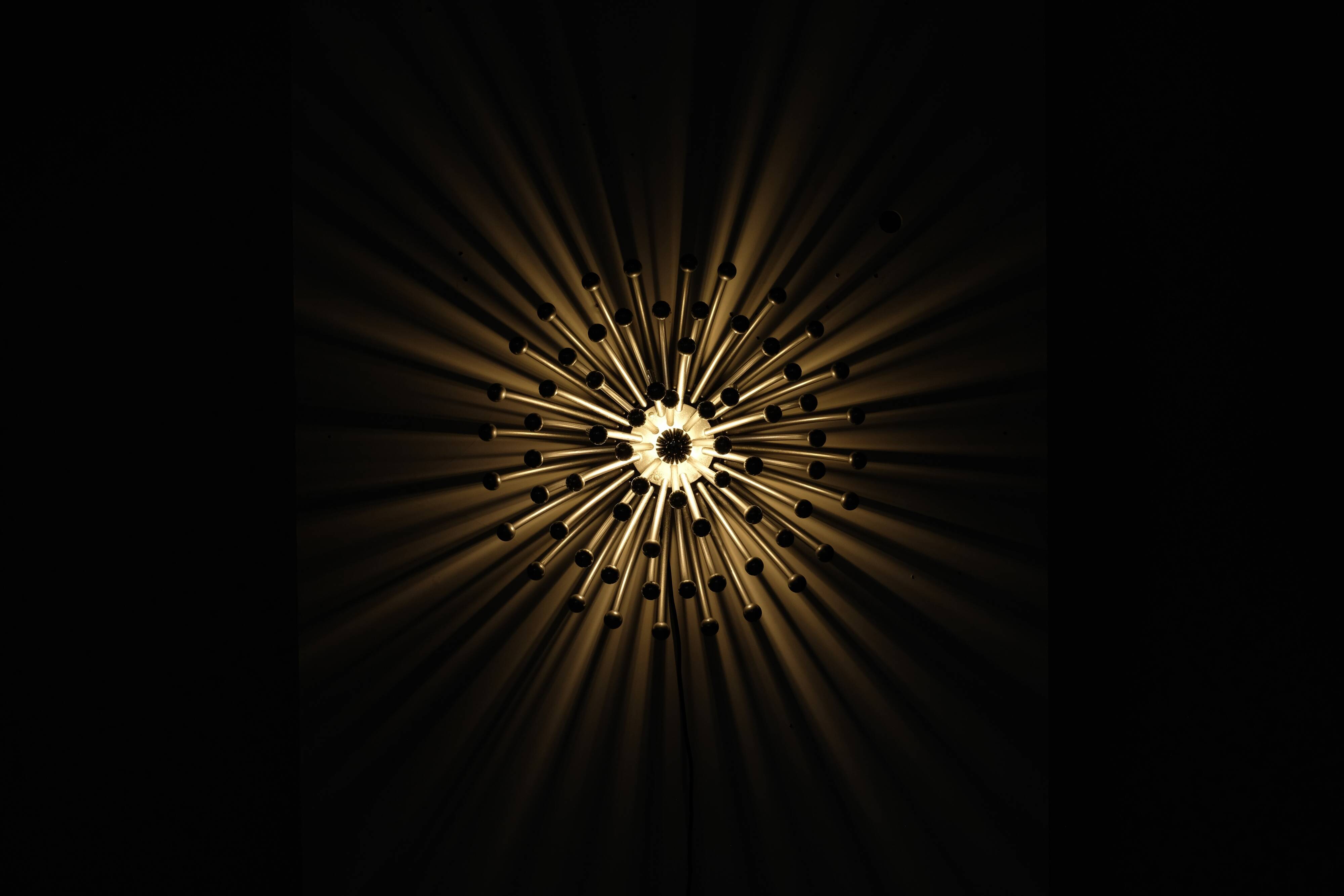 “Pistillo” lamp by Studio Tetrarch for Valenti Luce, 1960s.