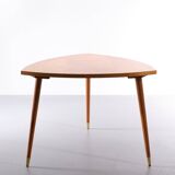 Table basse triangle en bois d'érable années 1950 hollande