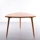 Table basse triangle en bois d'érable années 1950 hollande