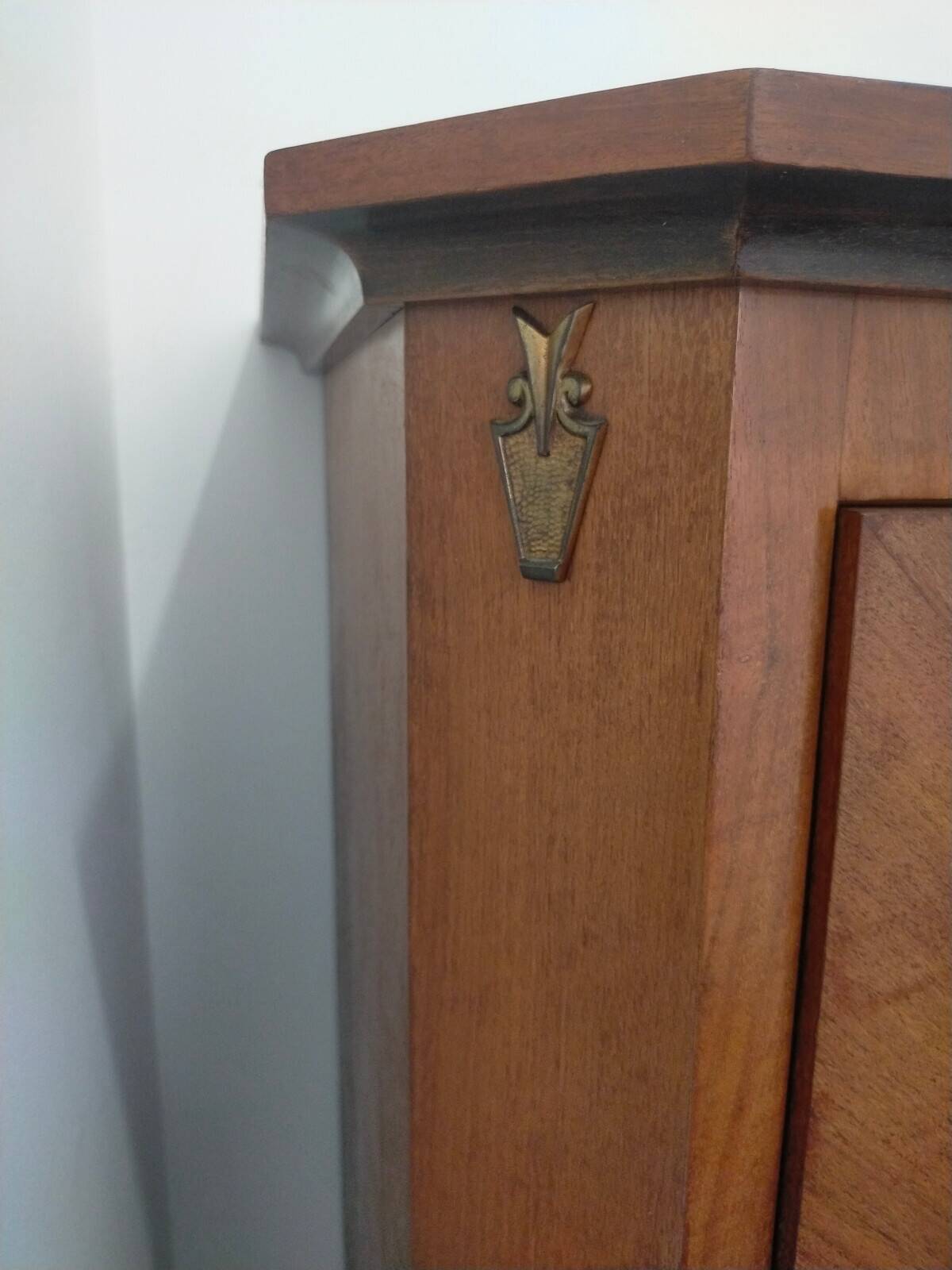 Vitrine vintage en placage de palissandre