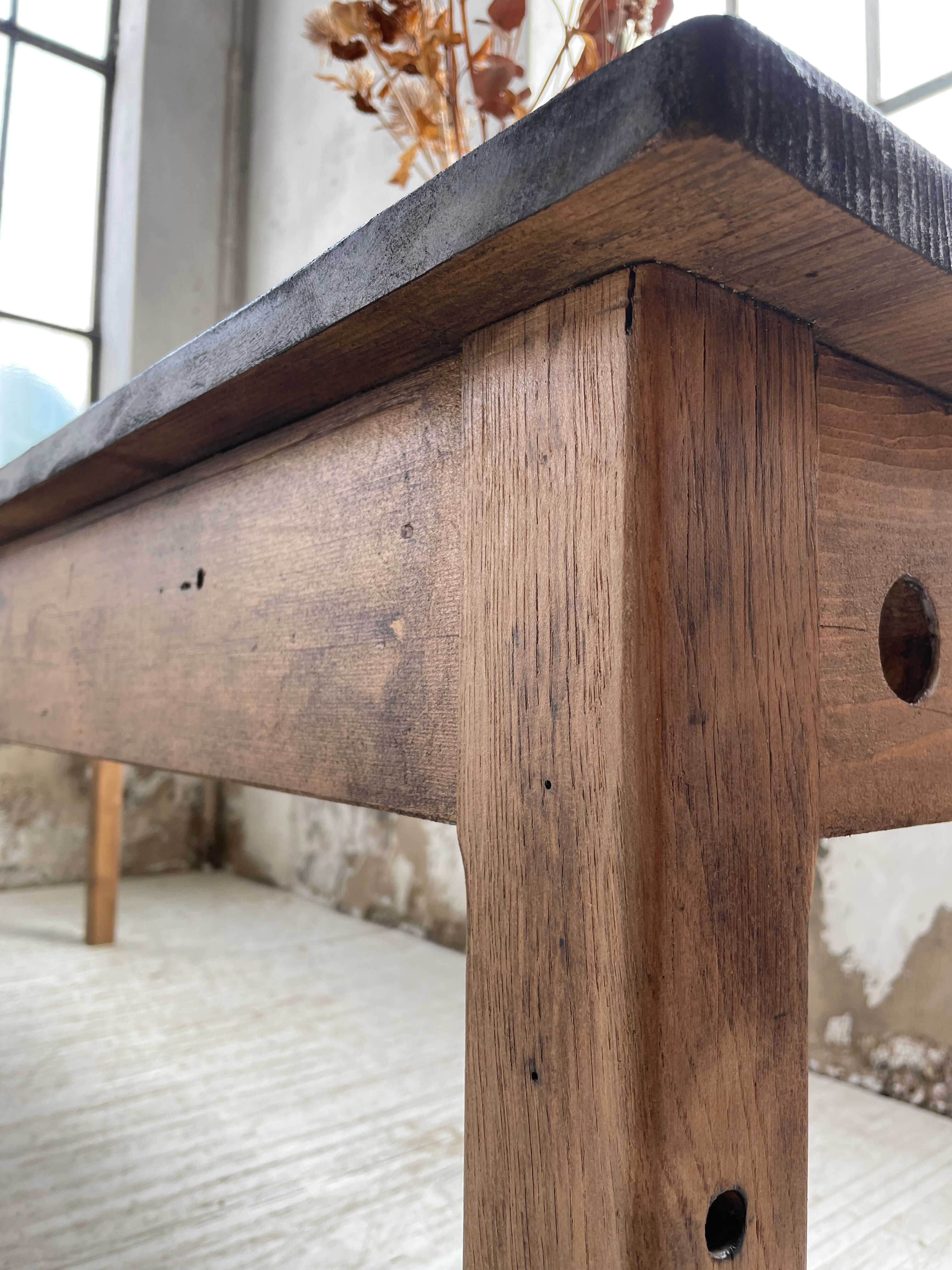 Black pine farm table 250 cm