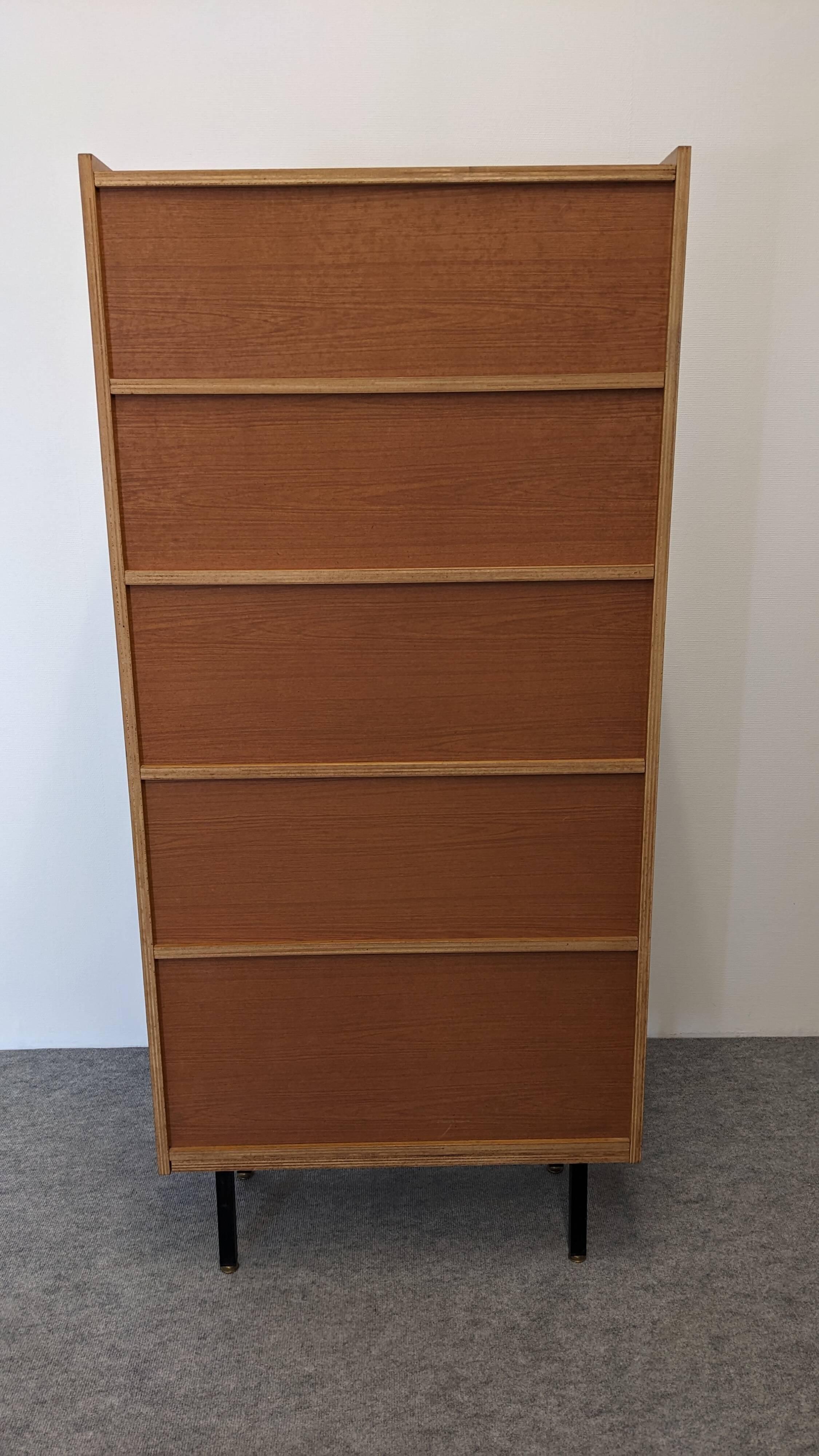 Modernist bookcase in blond oak, 1950s-1960s