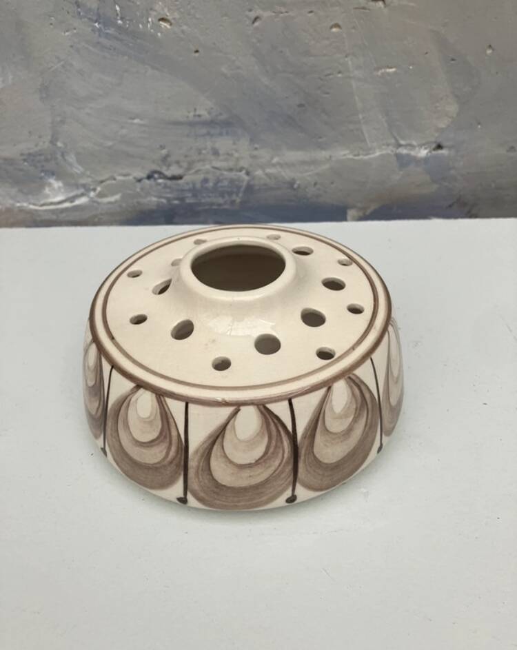 Vase pique-fleurs céramique
