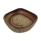 Plat à haut bord en grès pyrité par Charles Gaudry