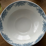 Ceramic compotier floral motif