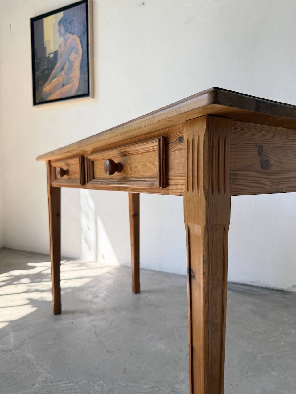 English style pine desk