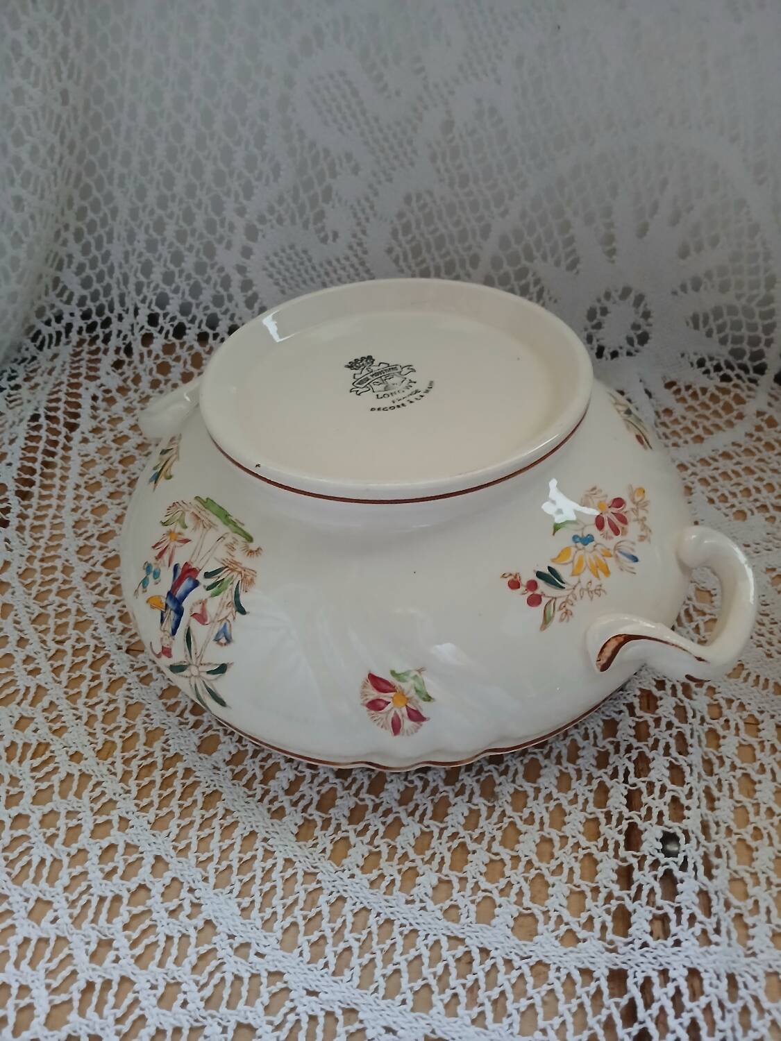 Longwy "Old Moustier" soup tureen