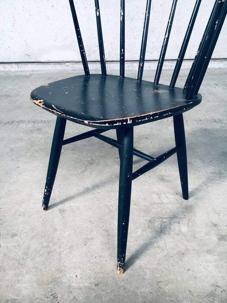 Mid-Century Scandinavian Design Curved Spindle Back Side Chair, Denmark, 1960s