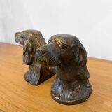 Paire de serre-livres anciens “Chiens de chasse” en bronze