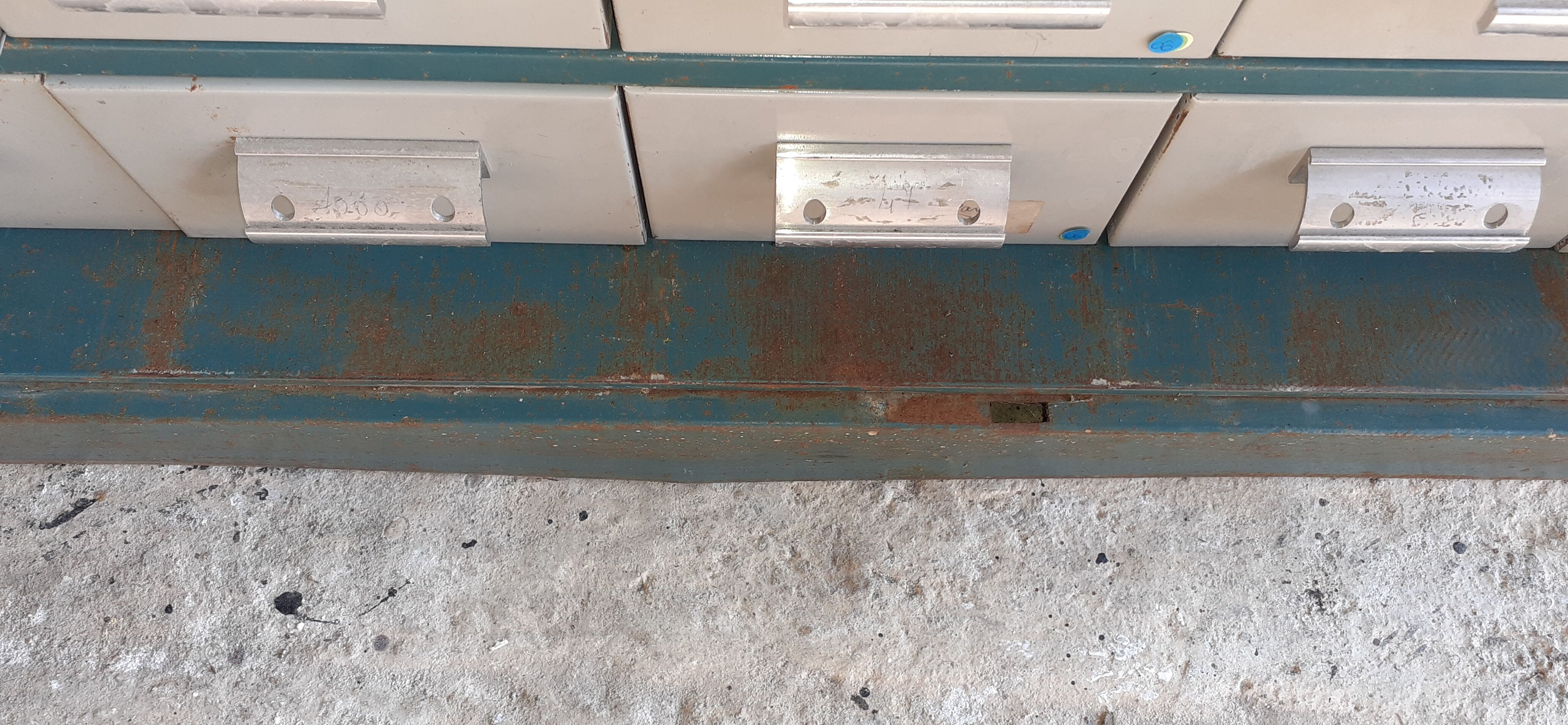 Industrial furniture Tiro-Clas