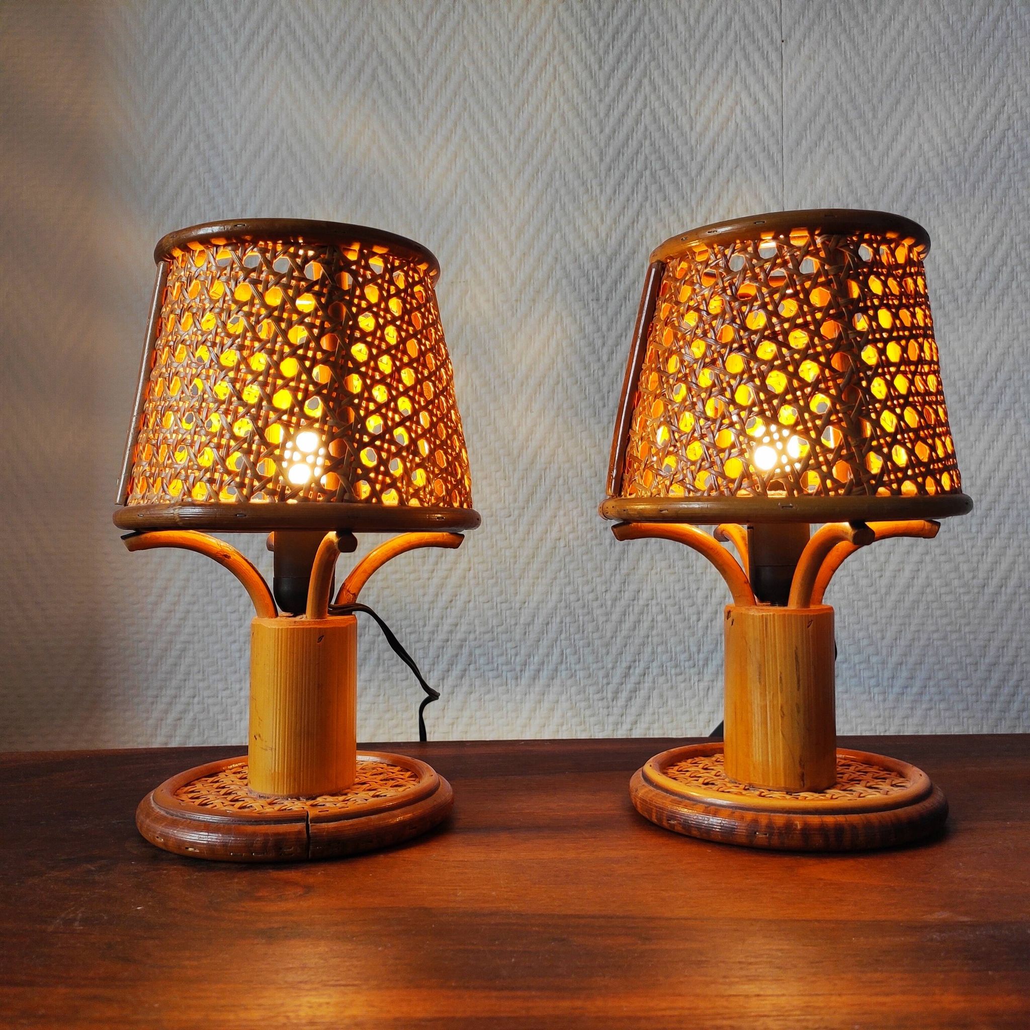 Paire de lampes vintage en rotin