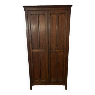 Armoire parisienne