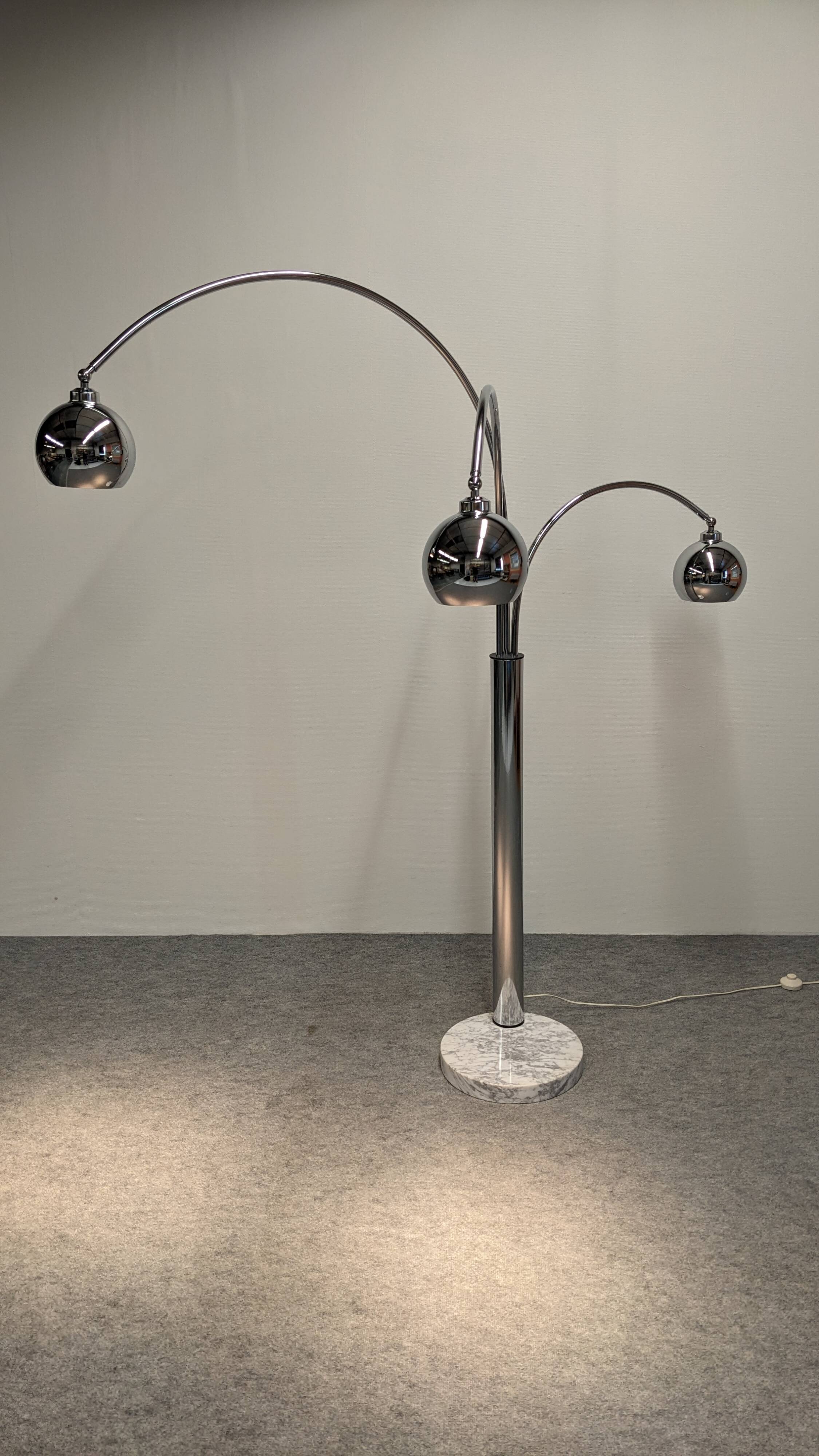 Lampadaire Muguet Eye ball Space age de Goffredo Reggiani, Italie vers 1970