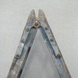 Former stepladder painter ladder