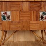 Rattan bar