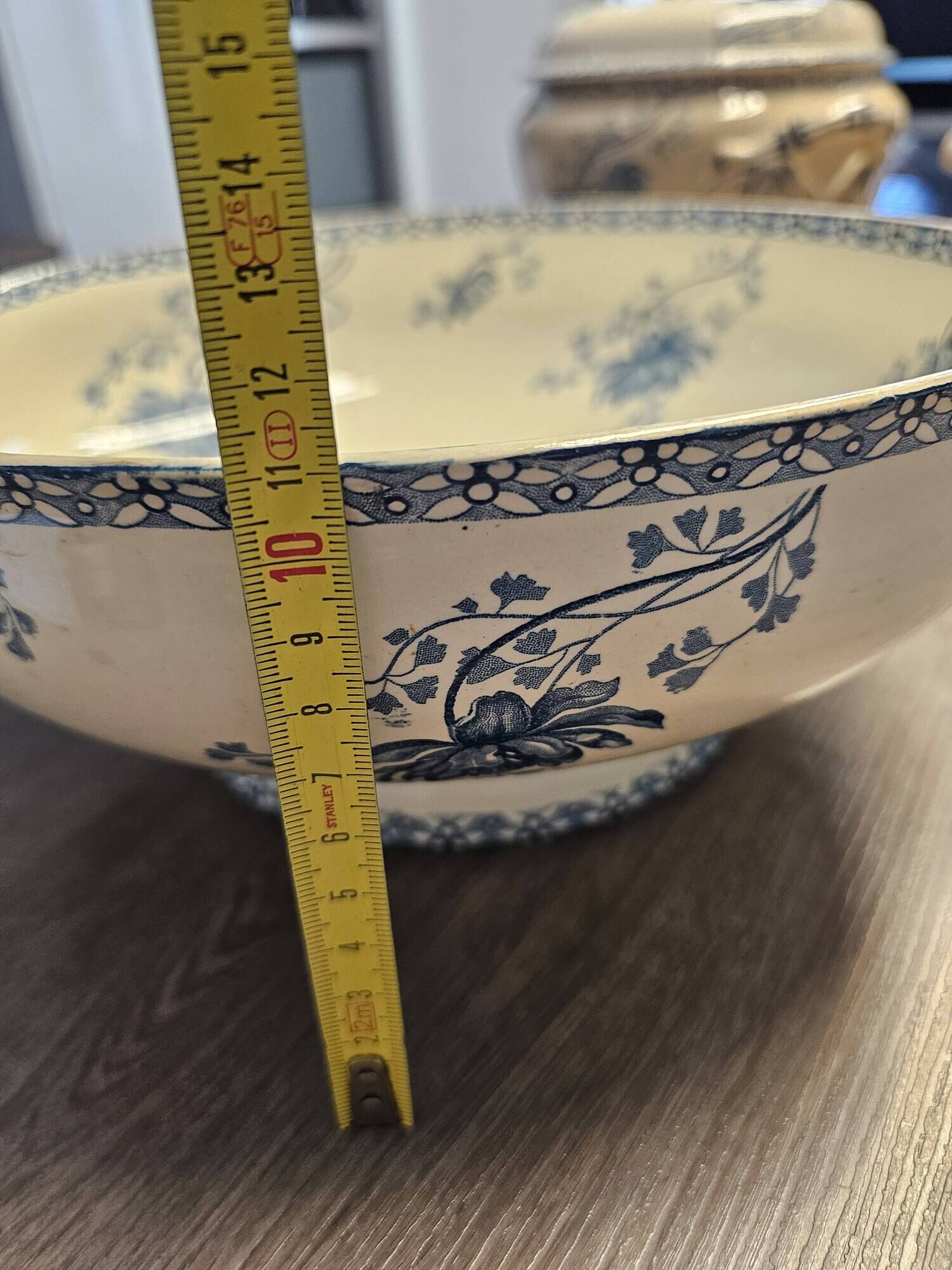 Compote bowl