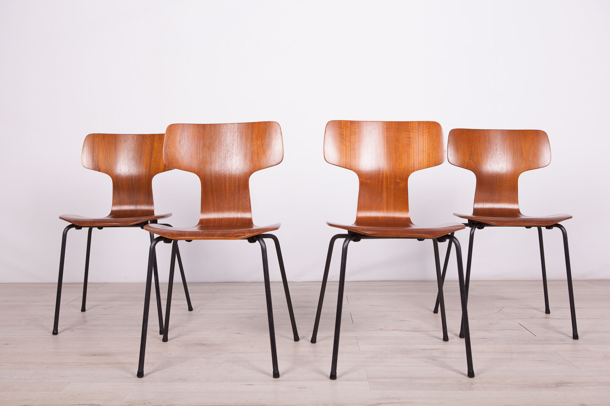 Chairs model 3103 by Arne Jacobsen for Fritz Hansen, 1970