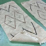 Pair of handmade Moroccan wool rugs - 1m45 x 68cm.