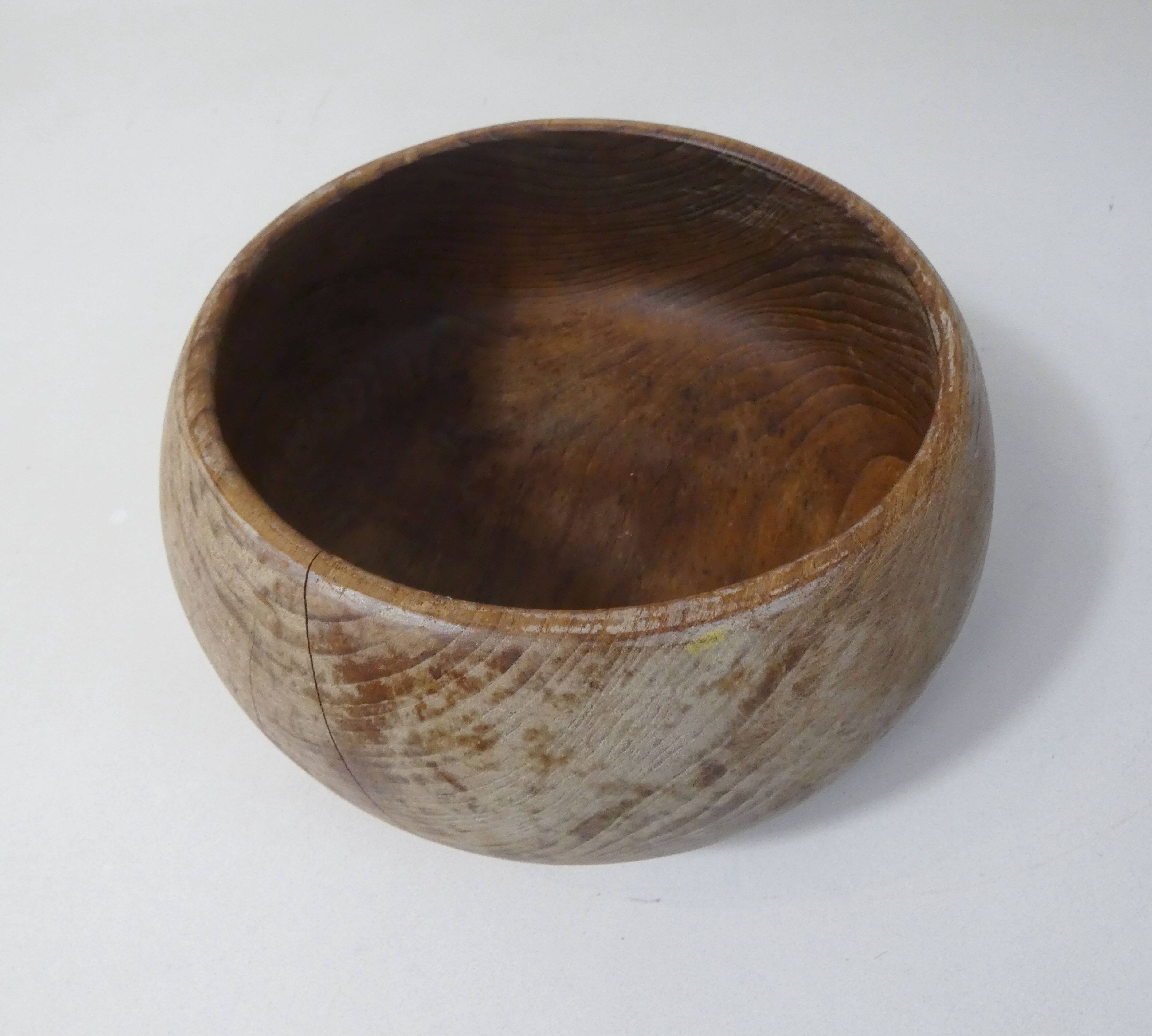 turned wooden fruit bowl