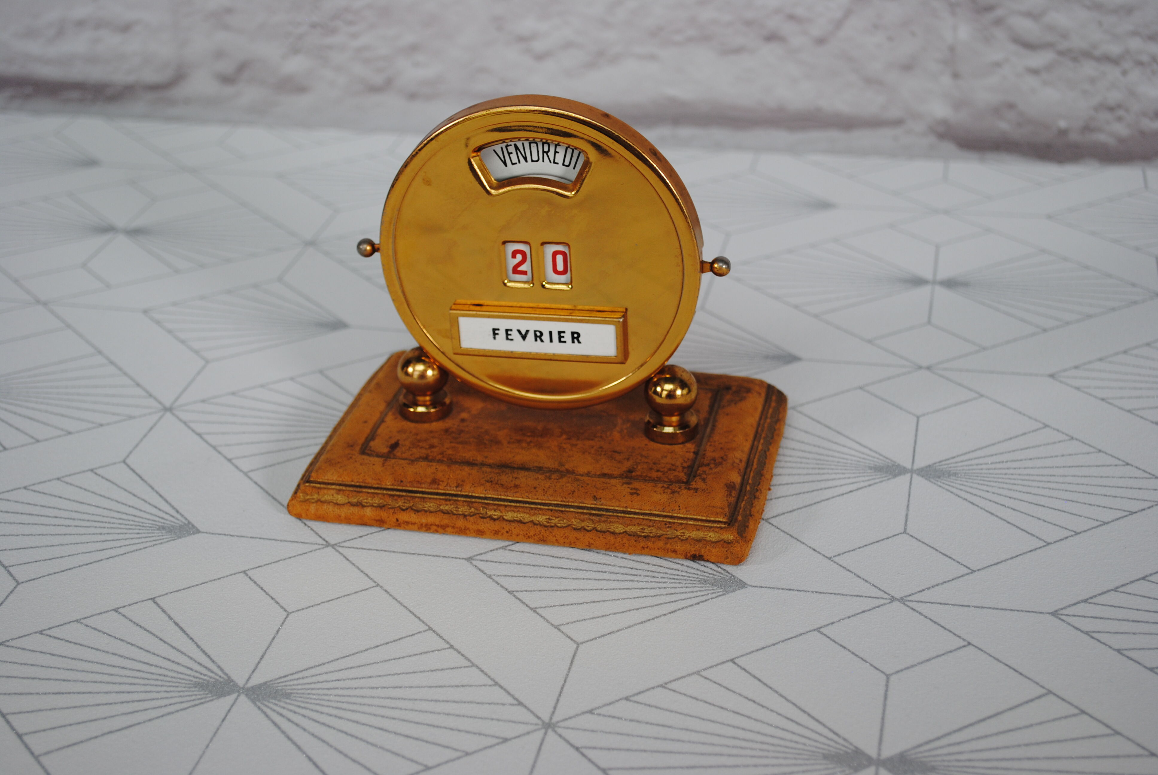 Mistral Perpetual Calendar 1960