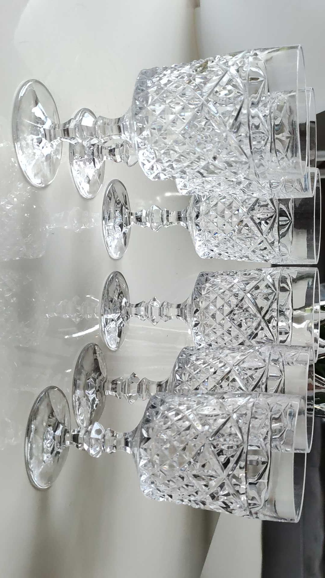 Lot 6 vintage glasses with rectangular crystal stems