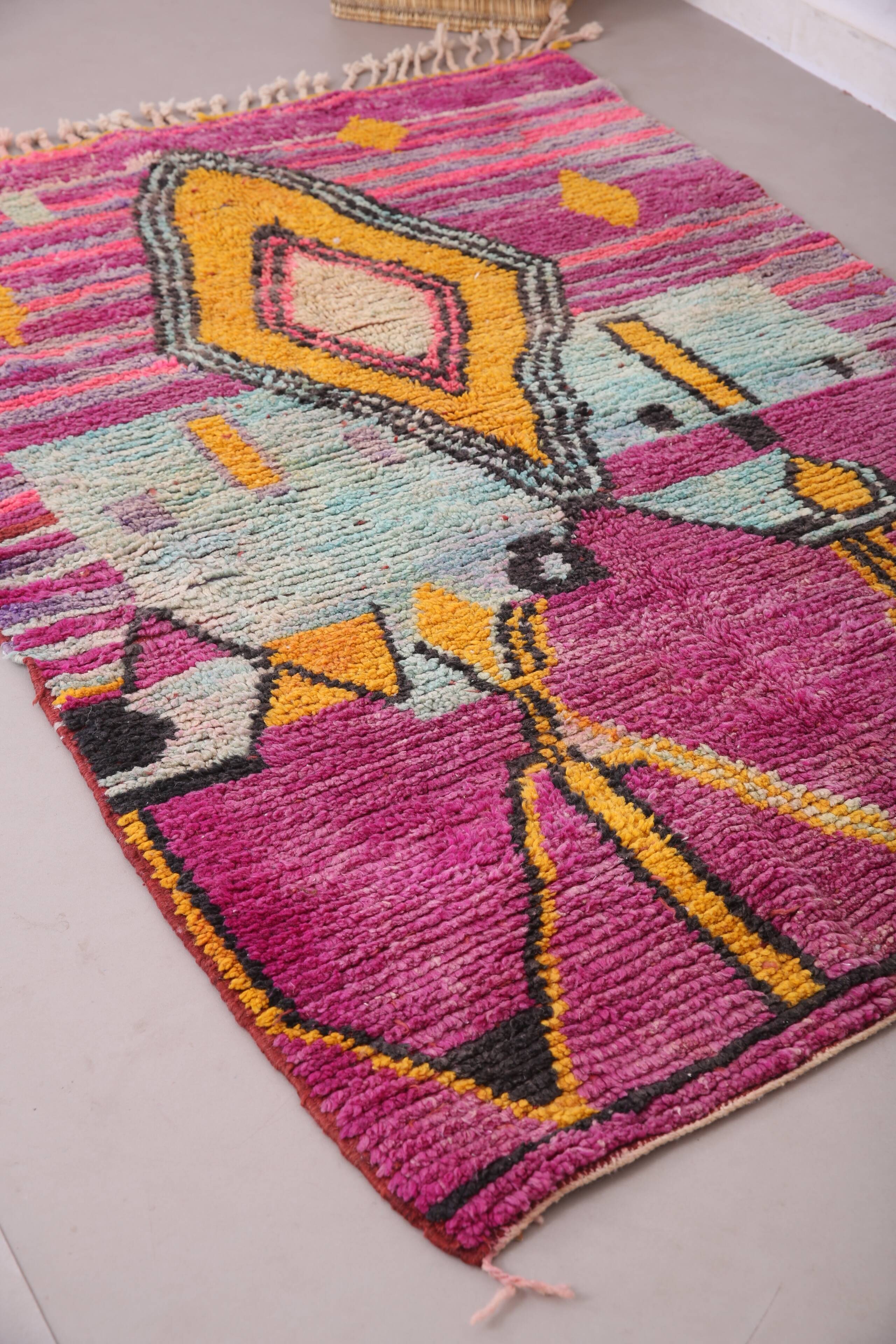 Colorful Contemporary Moroccan rug 134 x 197 cm - Authentic Boujaad Rug