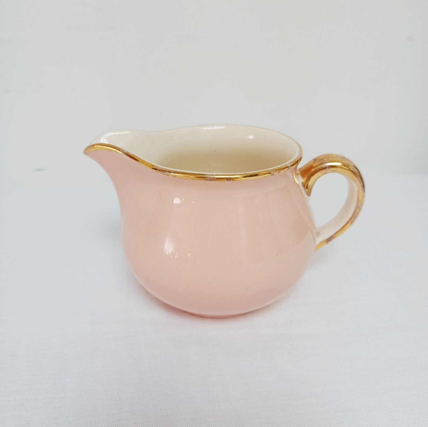 Pot à lait, crémier rose Villeroy et Boch