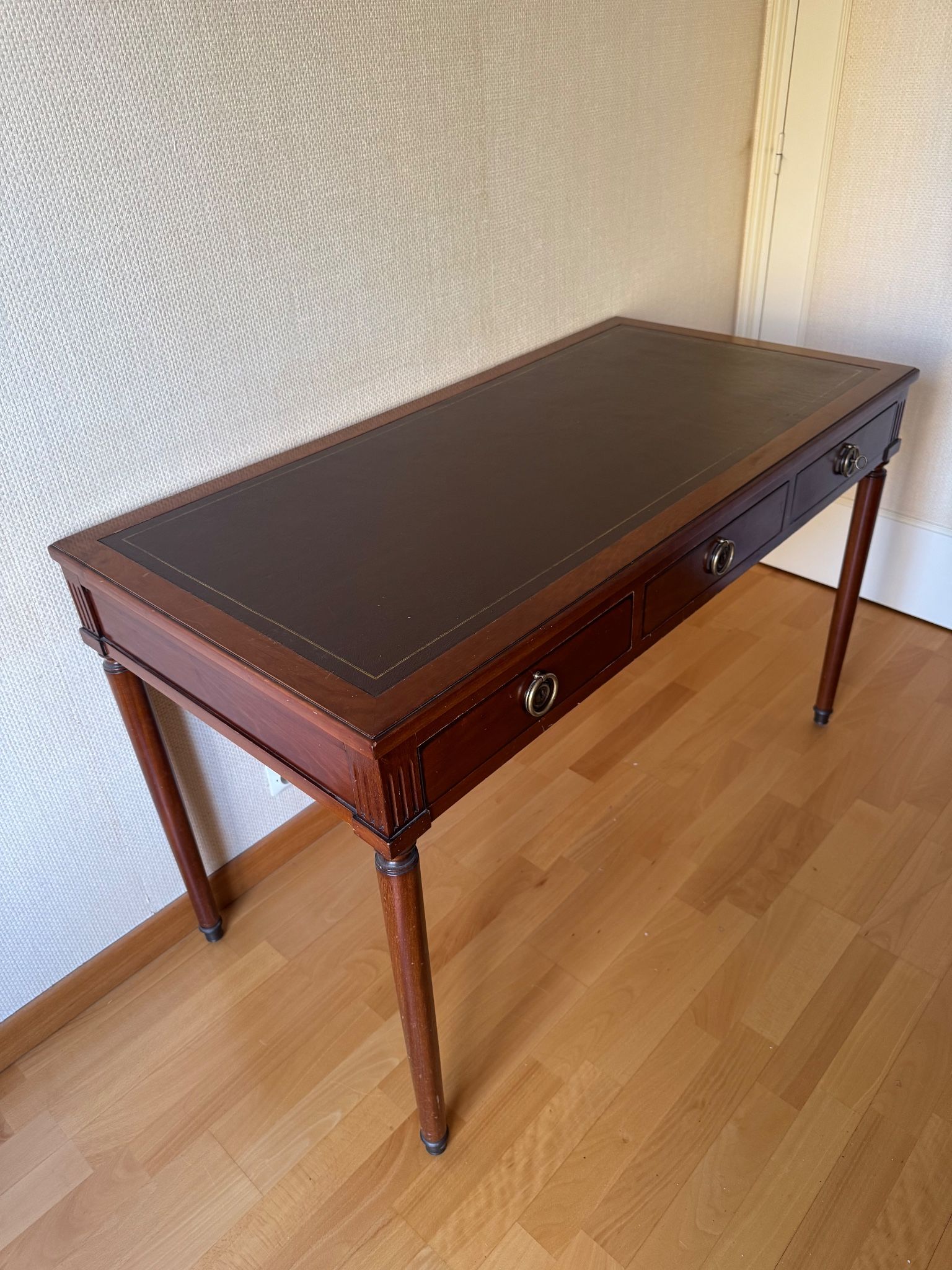Louis XVI style flat desk "Coubertin" in mahogany reissue by Grange