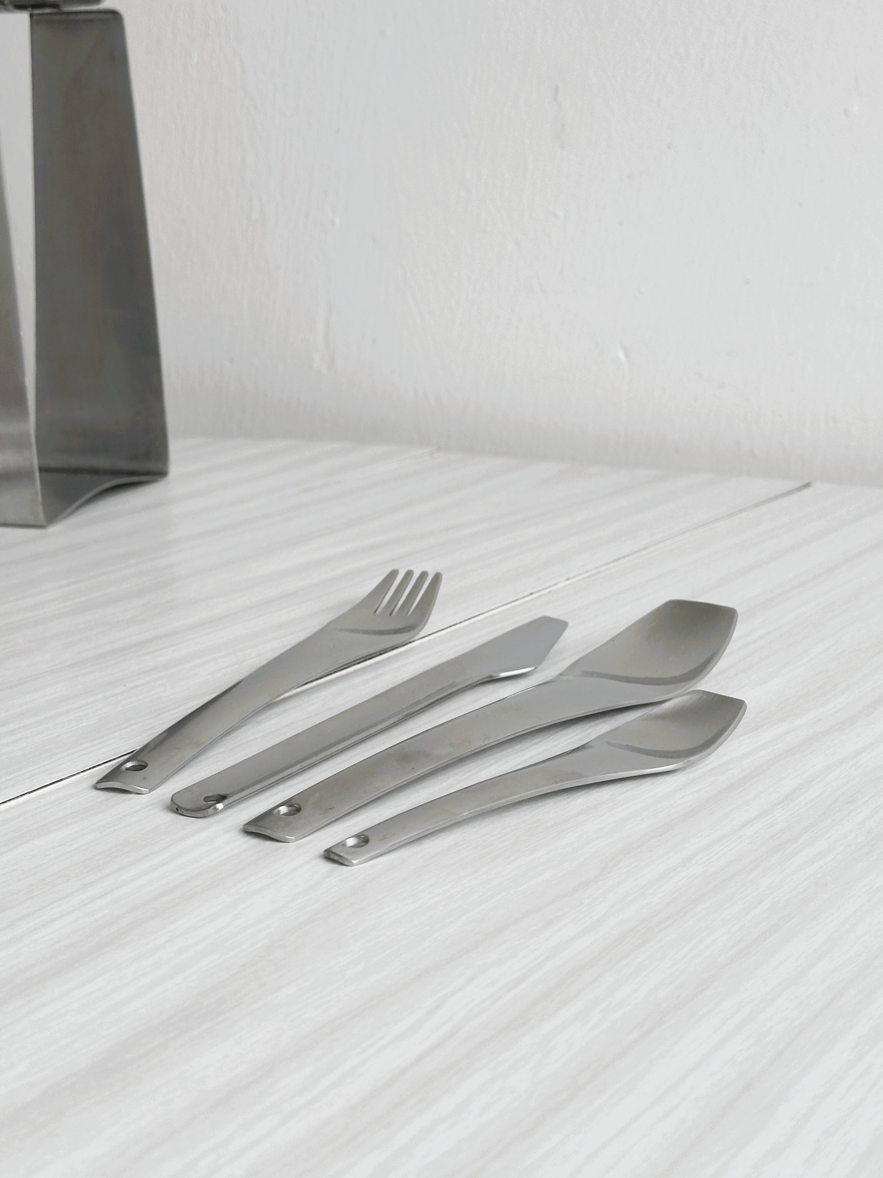 lot de couverts en inox design