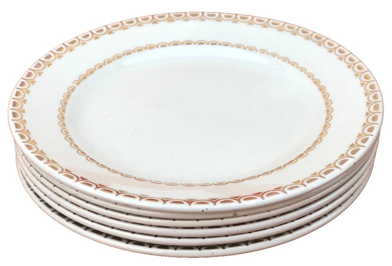 1950s set of 6 cheese/dessert plates, earthenware with gold frieze decoration.
