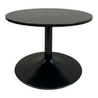 Vintage coffee table with tulip base in black lacquered plastic