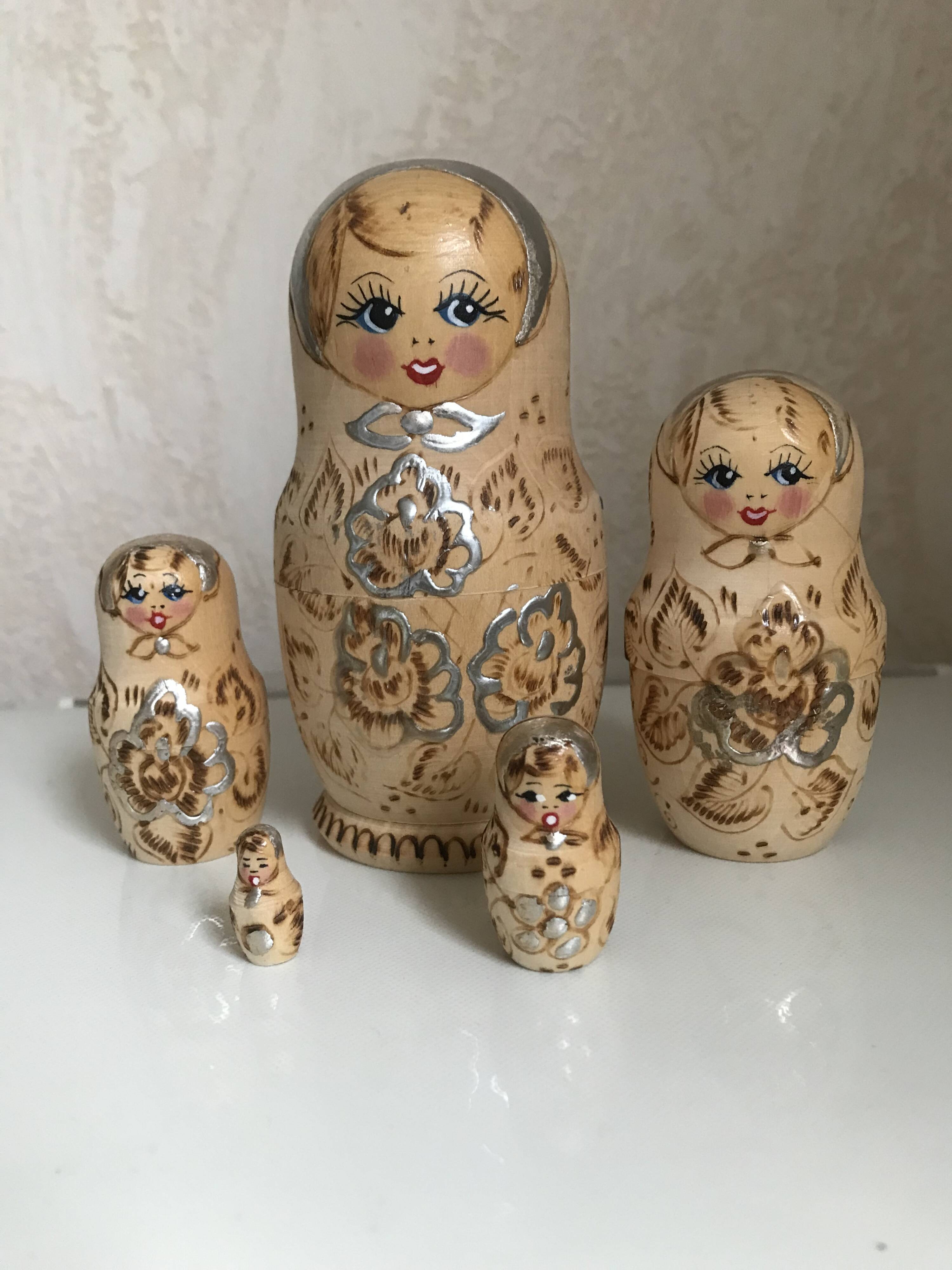 Set of wooden dolls