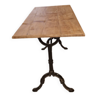 bistro table