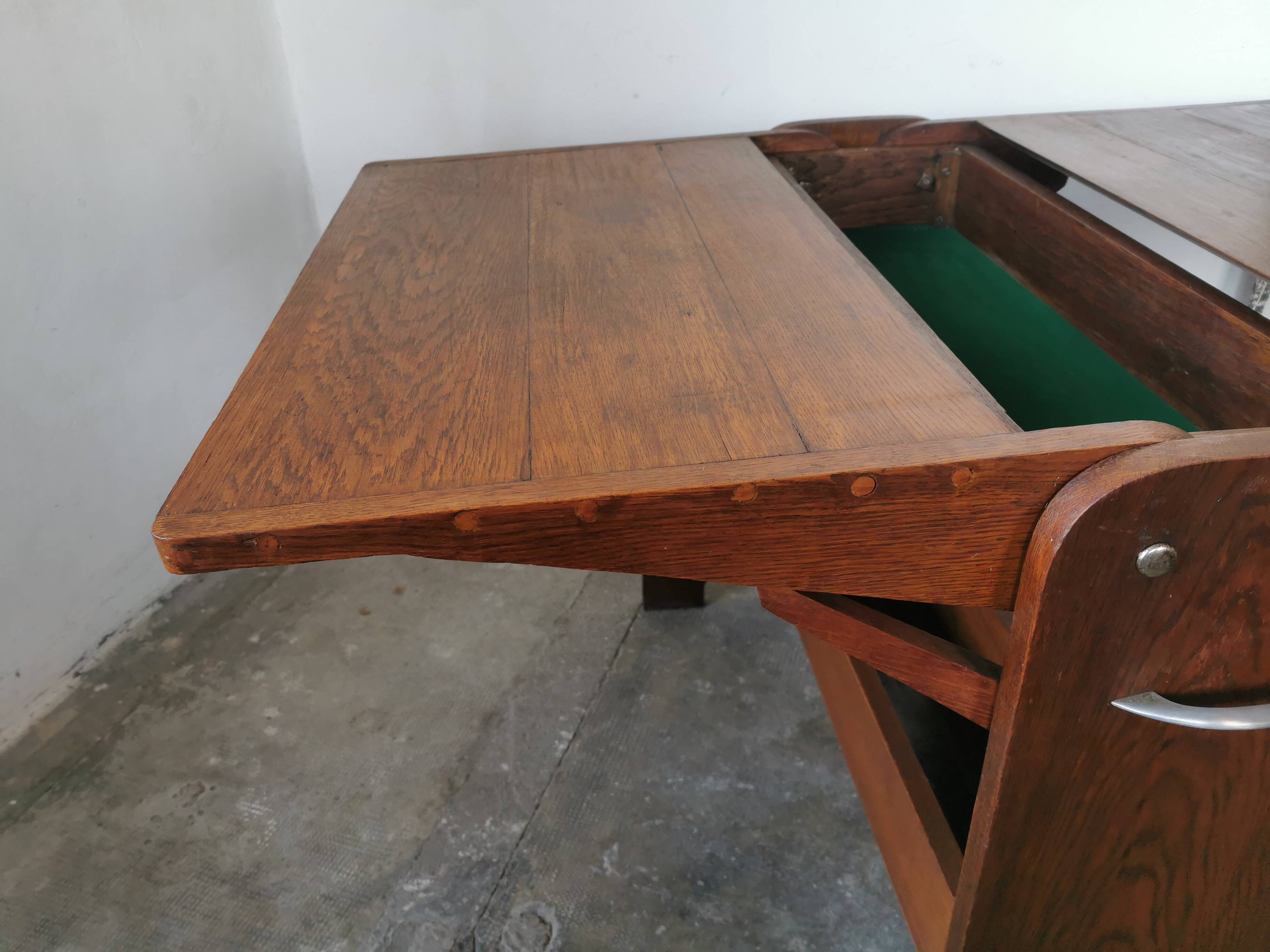 Double retractable desk 1950, Raclem