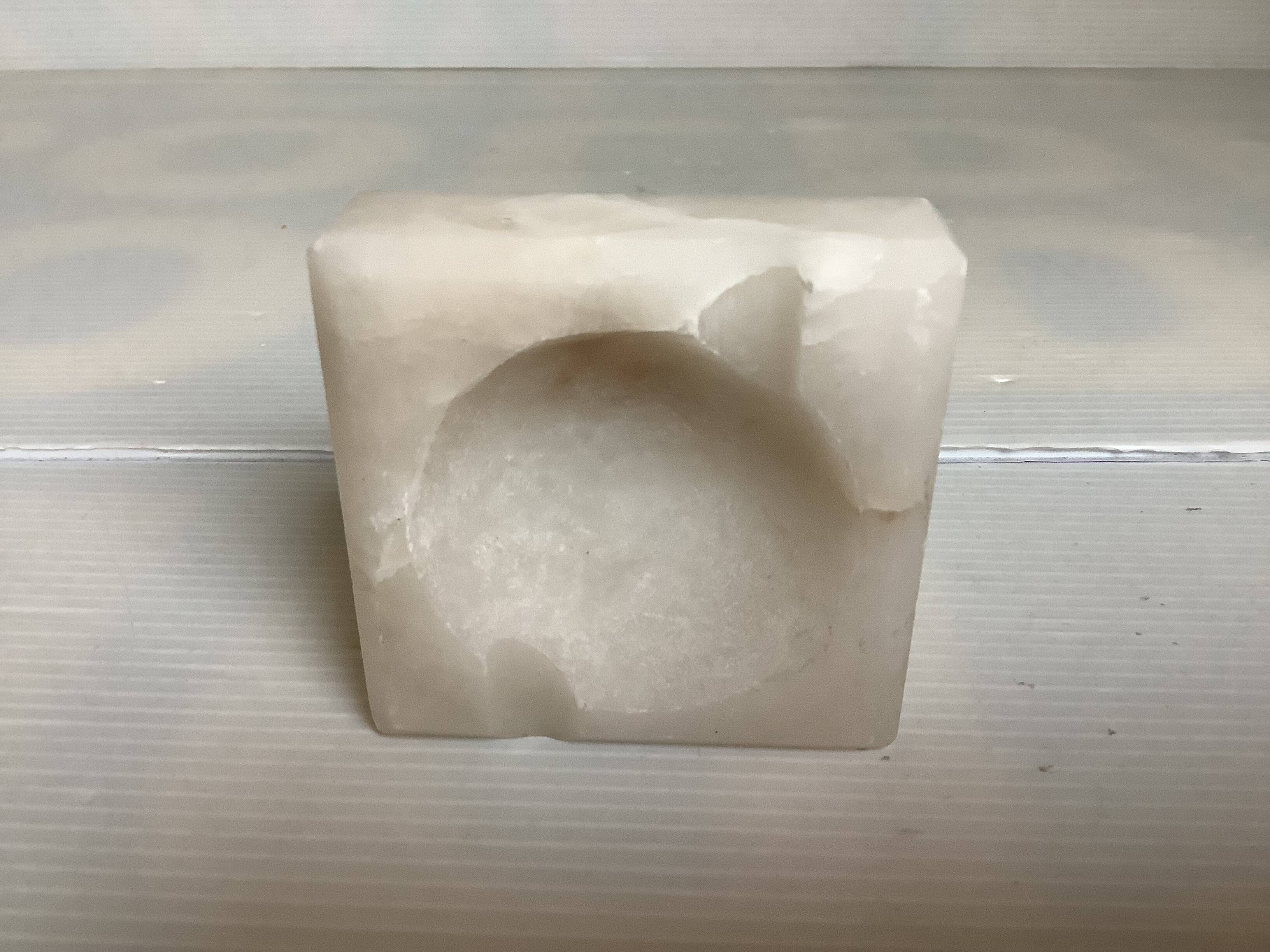 Cendrier individuel en albâtre