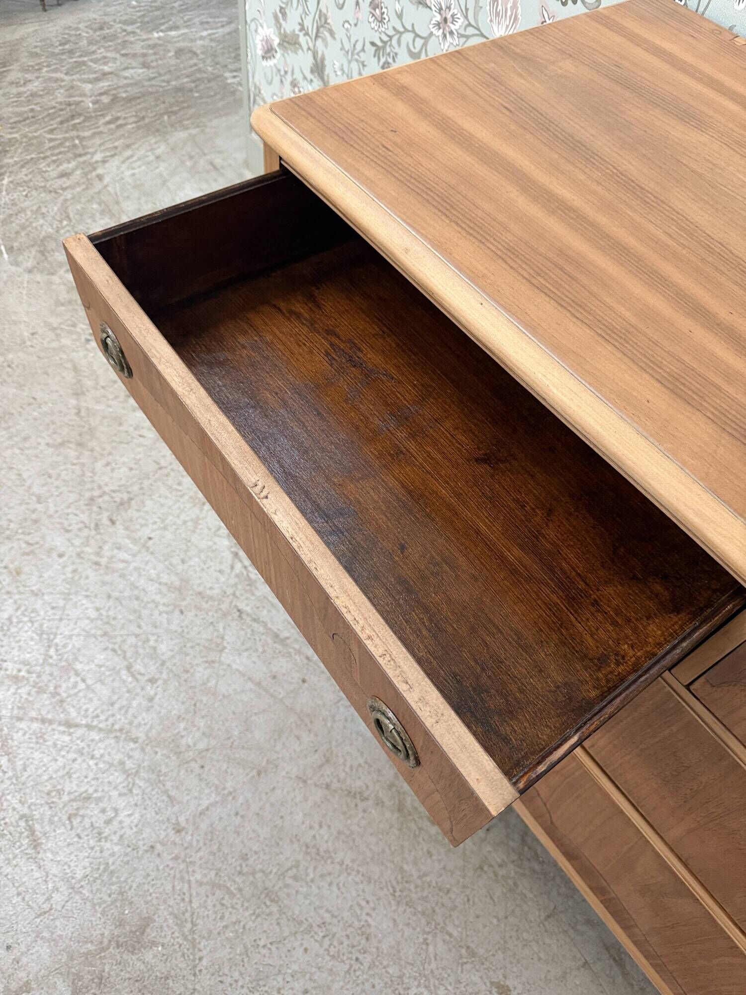 Large Art Deco chest of drawers in mahogany and ash (renovated)