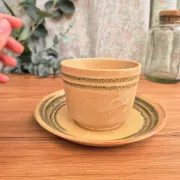 Grande tasse et soucoupe gres vintage