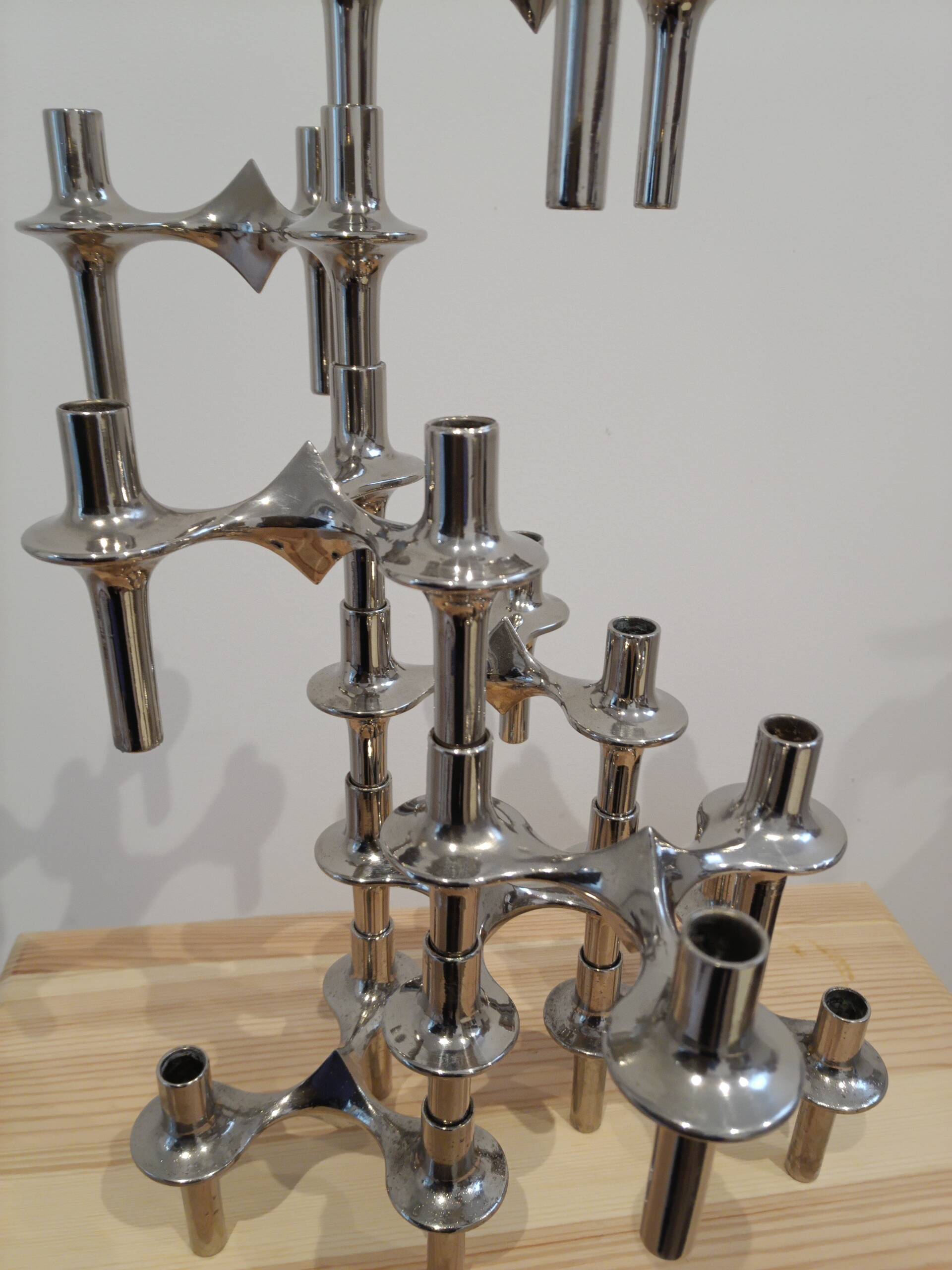 Set of modular Nagel candlesticks from the 1970s + 7 vintage candles