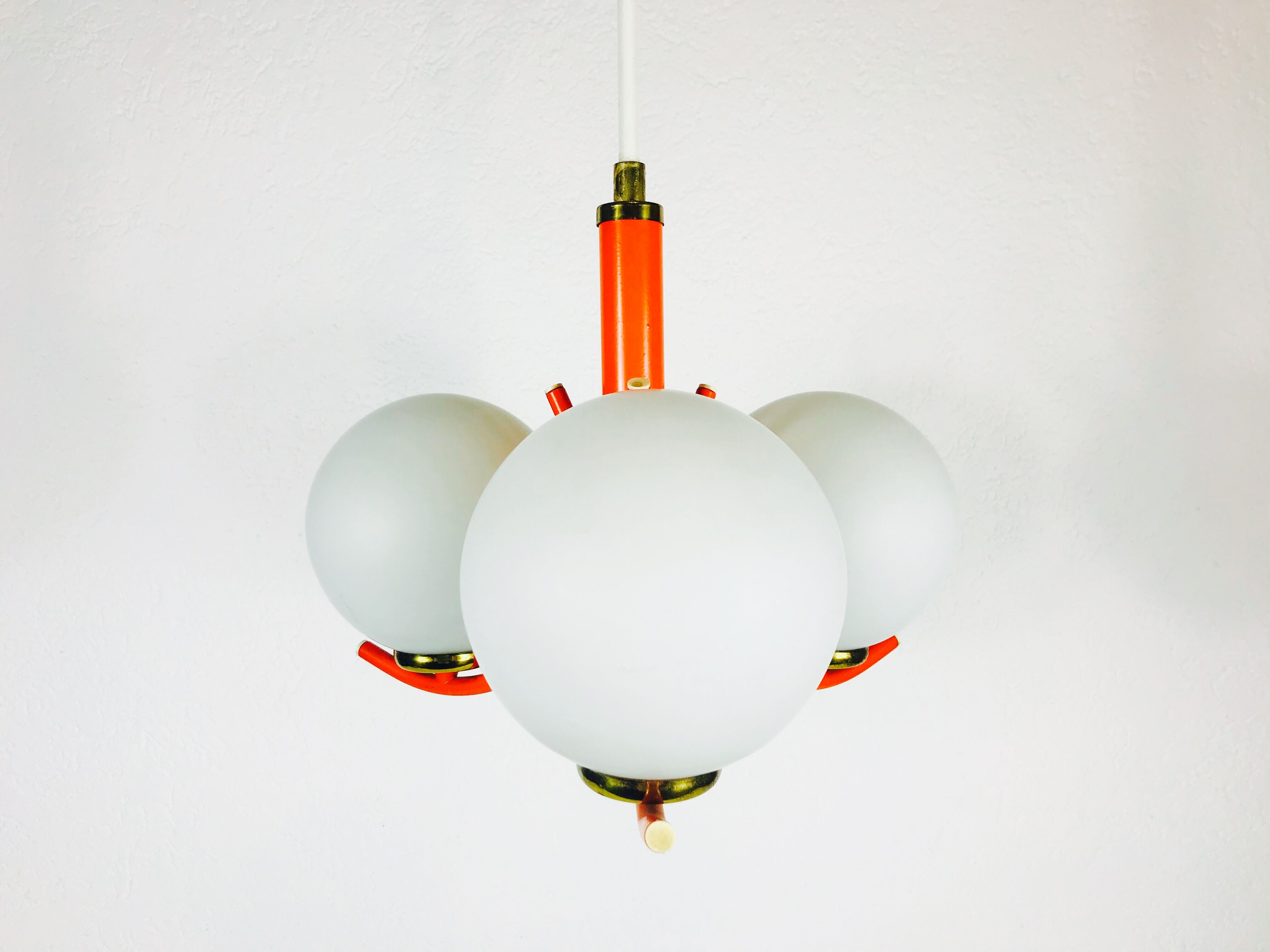 Richard Essig orange chandelier with opaline glasses, 1970