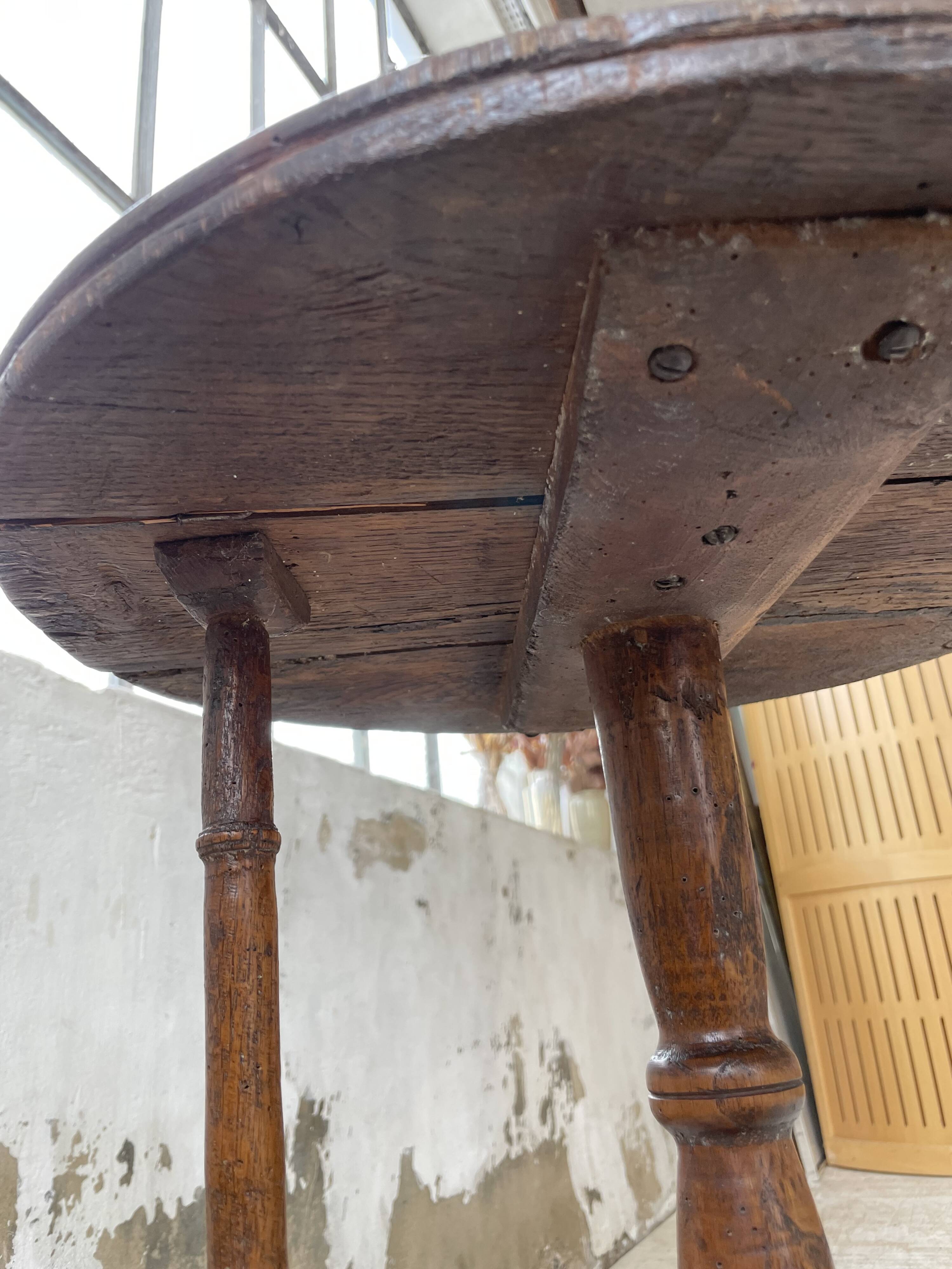 19th century oak pedestal console