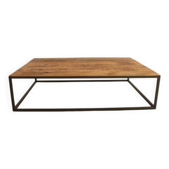 Minimalist Table in Iron and Recycled Oak