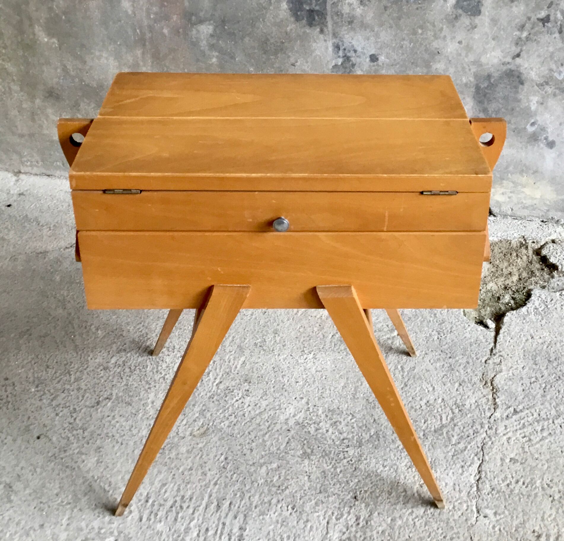 Worker with ears and feet compass - vintage 1960