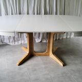 Baumann round table