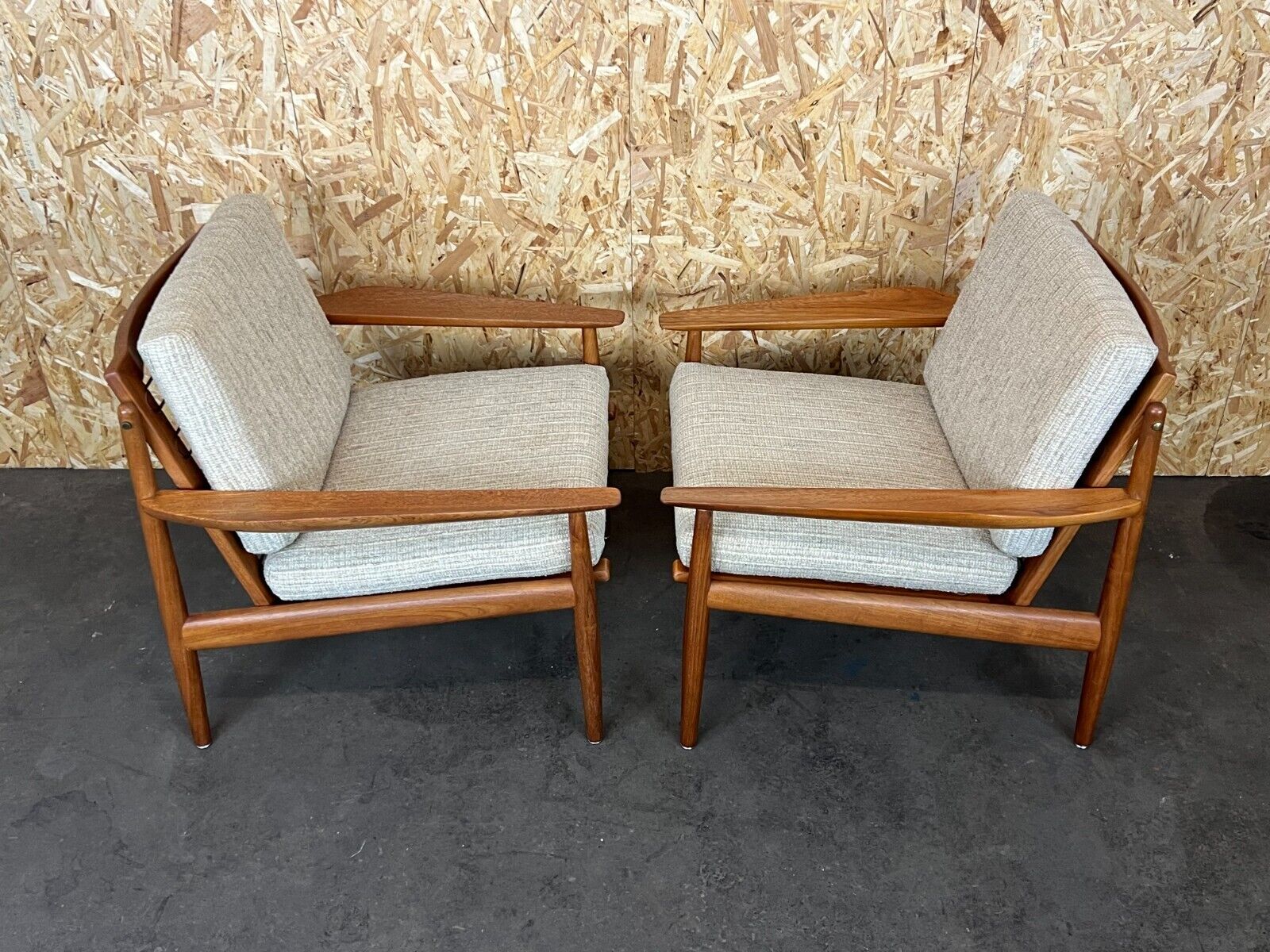 Pair of teak easy armchairs by Svend Aage Eriksen for Glostrup
