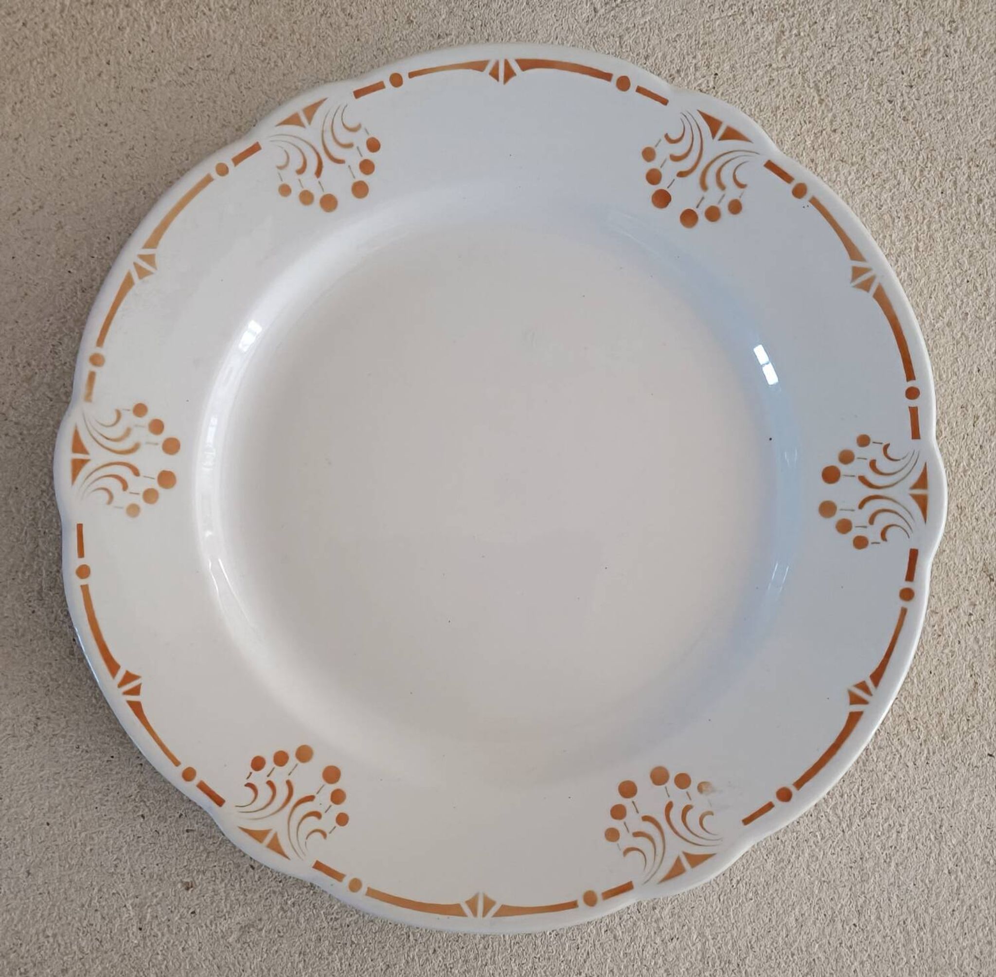 Assiette Art nouveau Lunéville