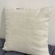 Coussin carré en toile ancienne style Kilim