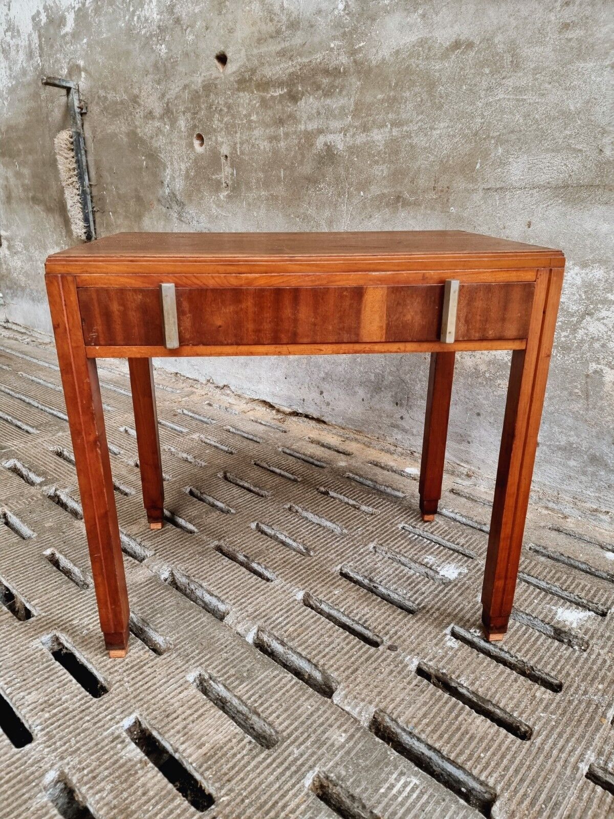 Art deco table desk
