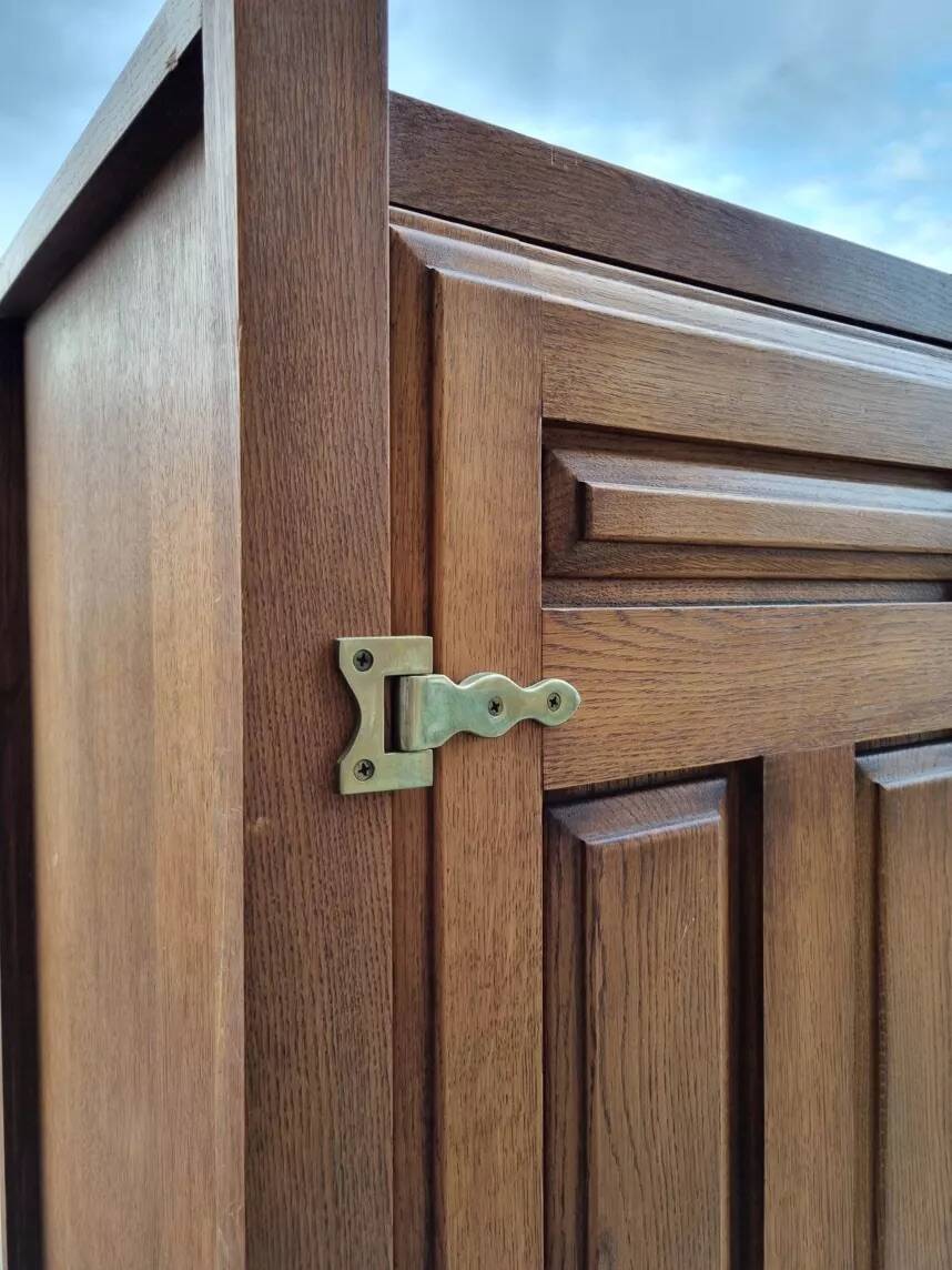 Small wardrobe with one door in solid oak - Guillerme and Chambron